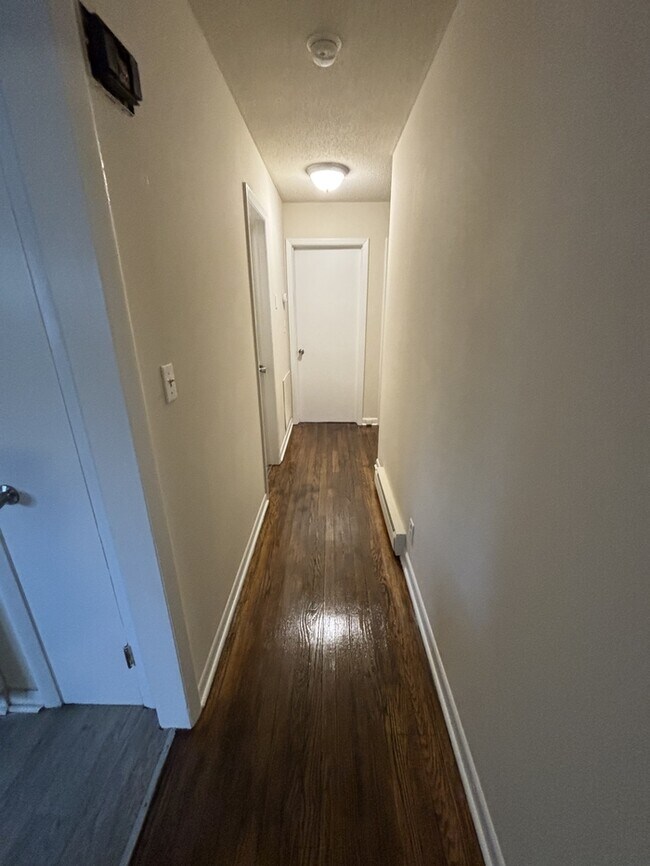 Foto del edificio - 280 E Main St