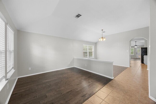 Foto del edificio - 119 Aguilar Dr