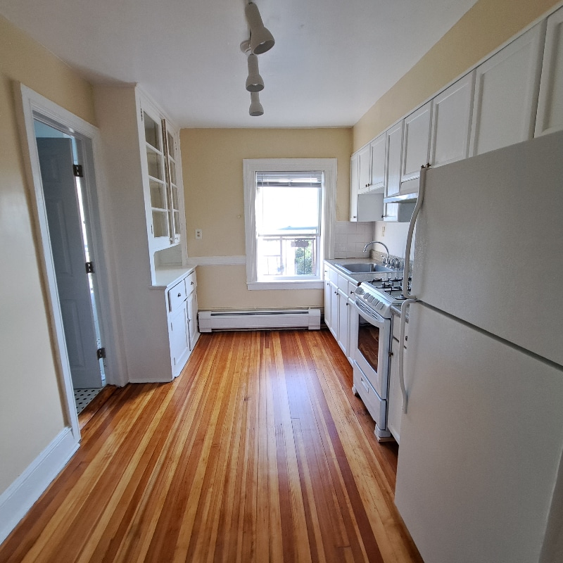 Primary Photo - 296 Pavonia Ave