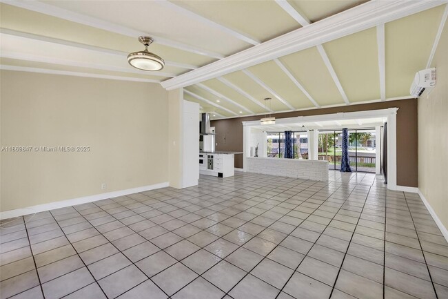 Foto del edificio - 2606 Gulfstream Ln