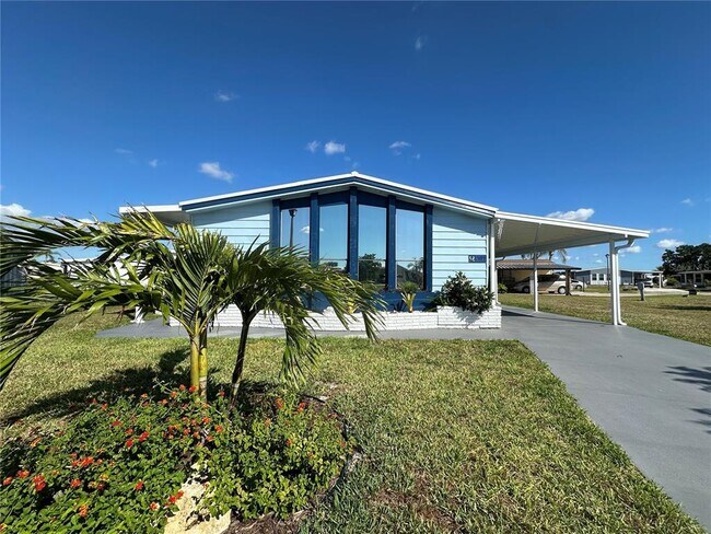 Building Photo - 307 Outrigger Pl