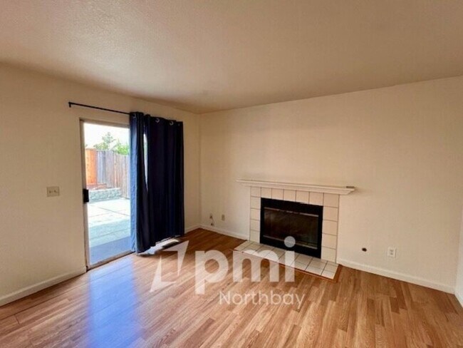 Foto del edificio - 446 Merlot Ln