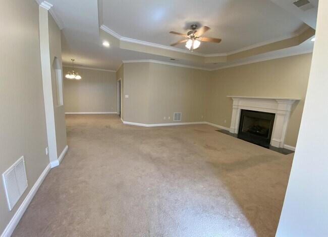 Foto del edificio - 4645 Sydney Ln