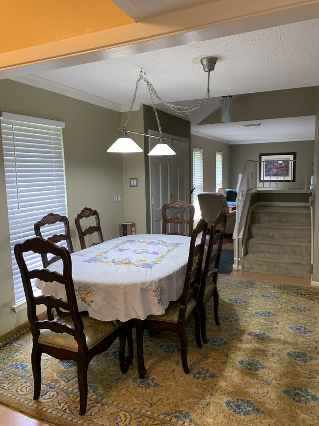 Foto del edificio - 2118 Flat Creek Dr