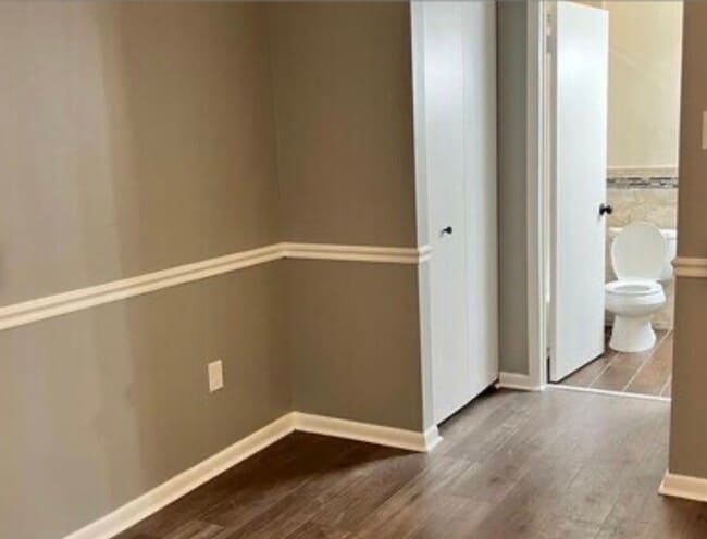 Building Photo - 306A Kelly Cv