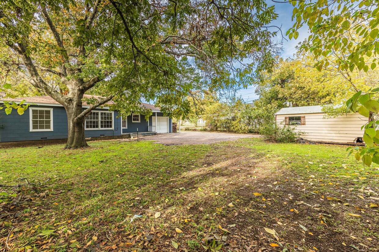 Primary Photo - 405 N 40th St