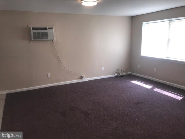 Foto del edificio - 1 Harding Ave