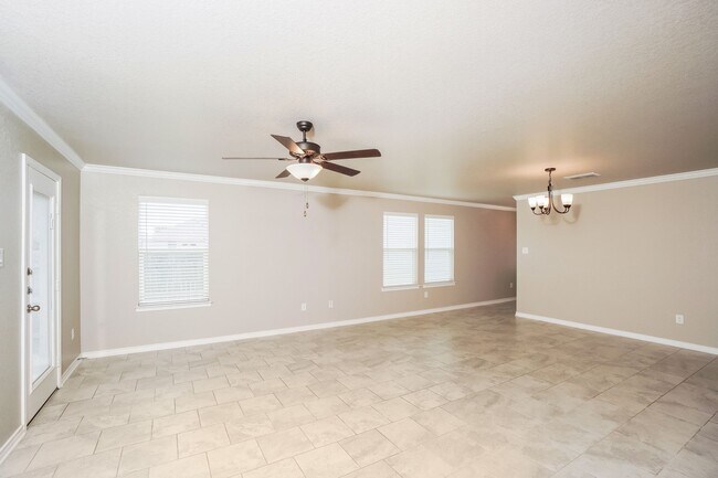 Building Photo - 7944 Broussard
