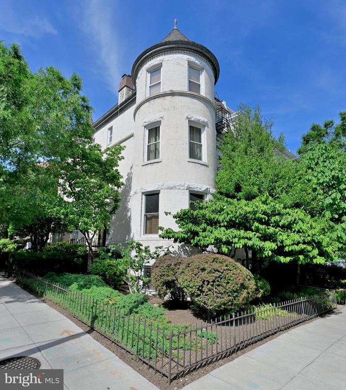 Foto principal - 1933 S St NW