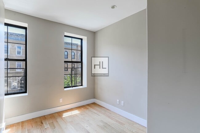 Building Photo - 871 HART STREET 3R