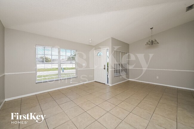 Foto del edificio - 1523 Birchstone Ave