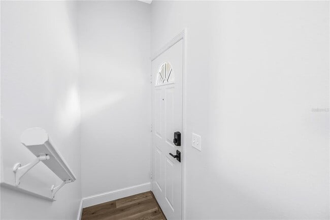 Building Photo - 8350 Wingate Dr
