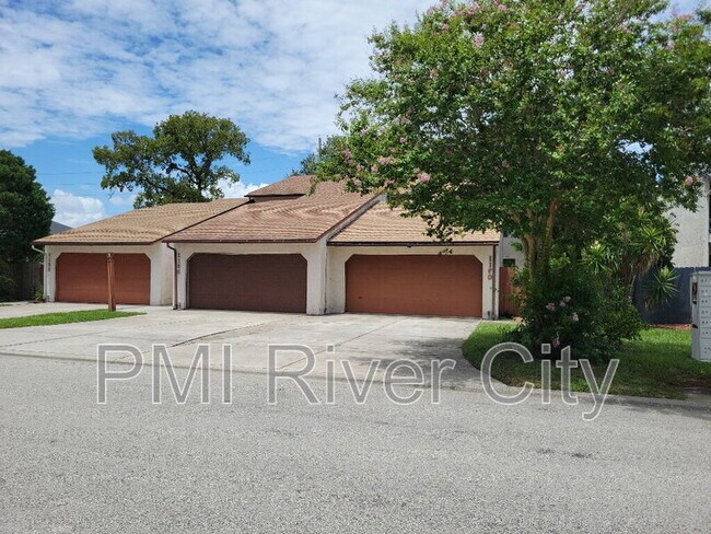 Foto del edificio - 1160 W Romaine Cir