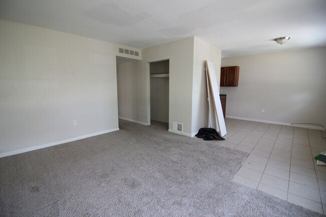 Building Photo - 16407 Weddel