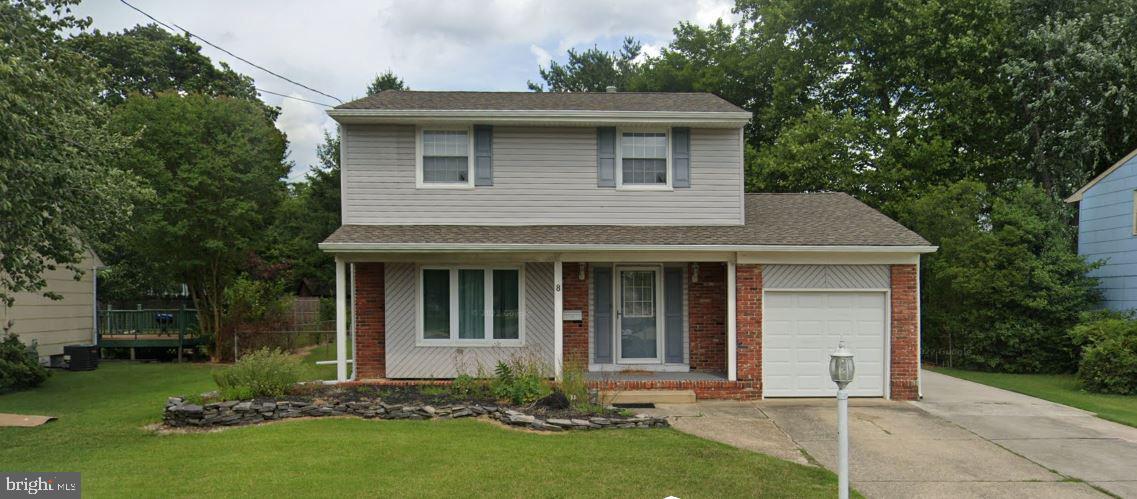 Primary Photo - 8 Fairmount Dr