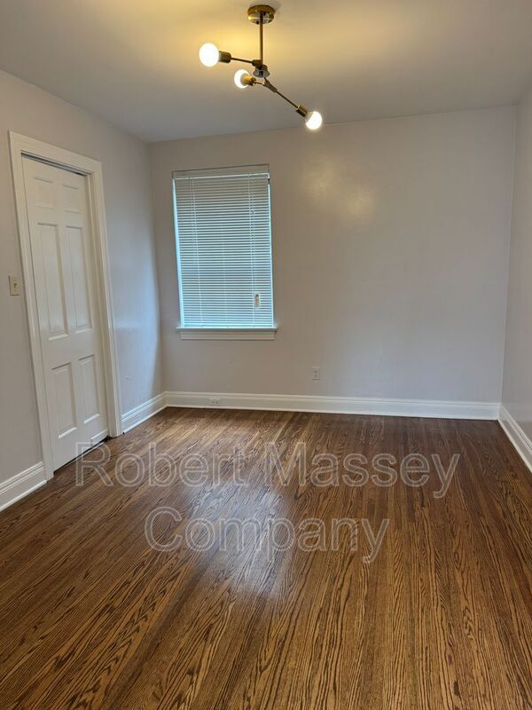 Foto del edificio - 2079 Douglass Blvd