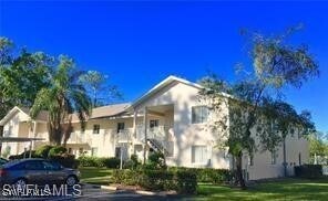 Foto del edificio - 240 Timber Lake Cir