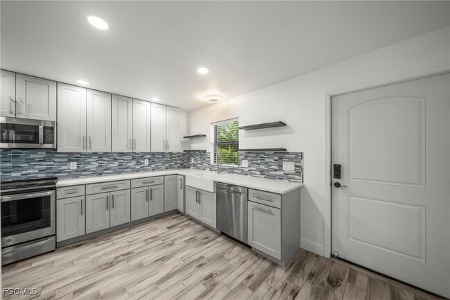 Foto del edificio - 10022 Oxfordshire Ln SW