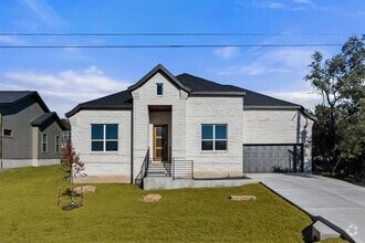 Building Photo - 526 Coventry Rd