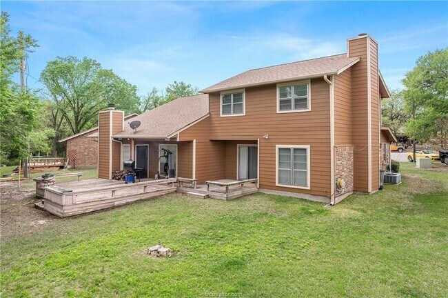 Foto del edificio - 2845 Oakside Dr