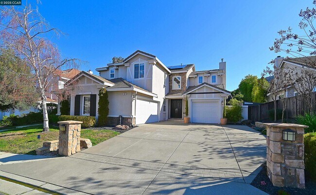 Foto del edificio - 829 Deer Spring Cir