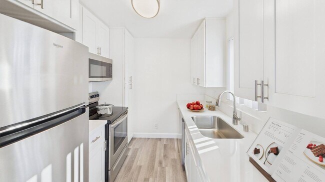 Foto del edificio - Gilmore  Apartments Van Nuys