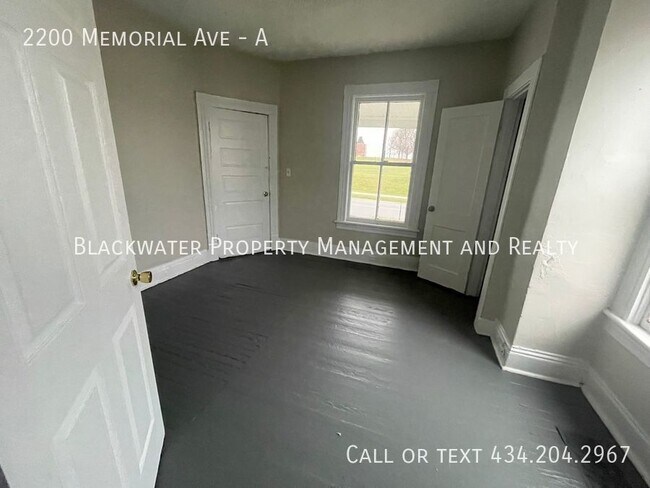 Foto del edificio - 2200 Memorial Ave