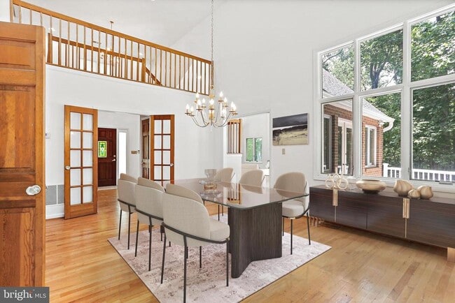 Building Photo - 12624 Golden Oak Dr