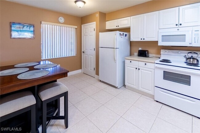Foto del edificio - 1100 Eastham Way