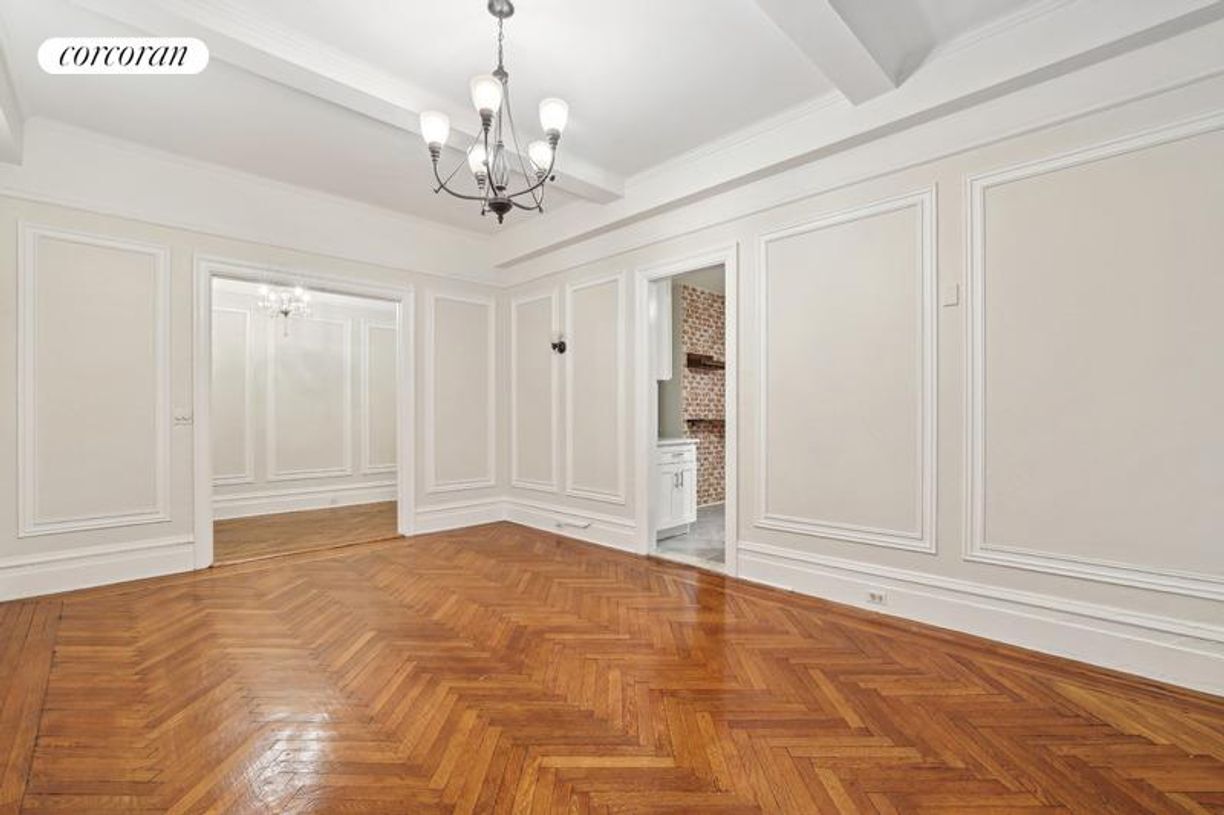 Foto principal - 215 W 90th St