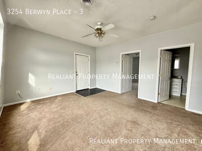 Photo - 3254 Berwyn Pl Apartment
