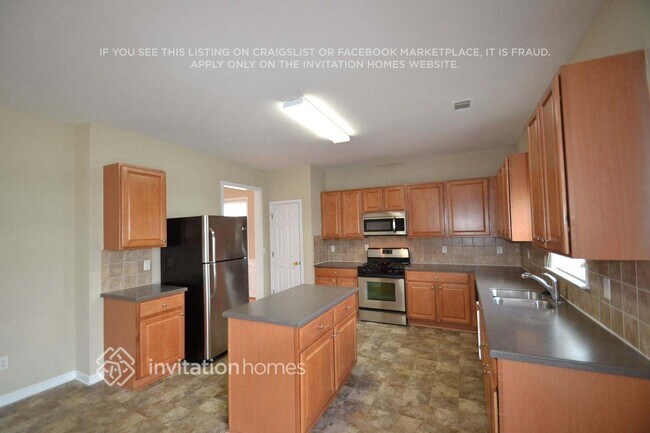 Foto del edificio - 7353 Melhana Ln
