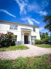 Building Photo - 9426 Charlesberg Dr
