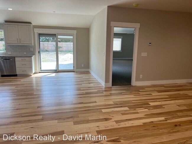 Foto del edificio - 4 br, 3.5 bath House - 5235 Fenno Way