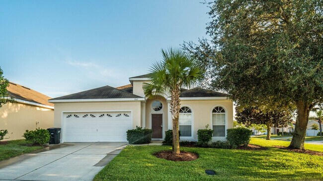Building Photo - 8147 Fan Palm Way