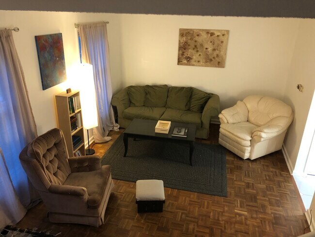 Foto del edificio - 3051 Wayne Ave