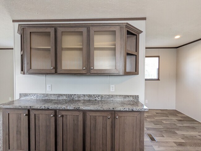 Foto del edificio - 46000 Geddes Rd