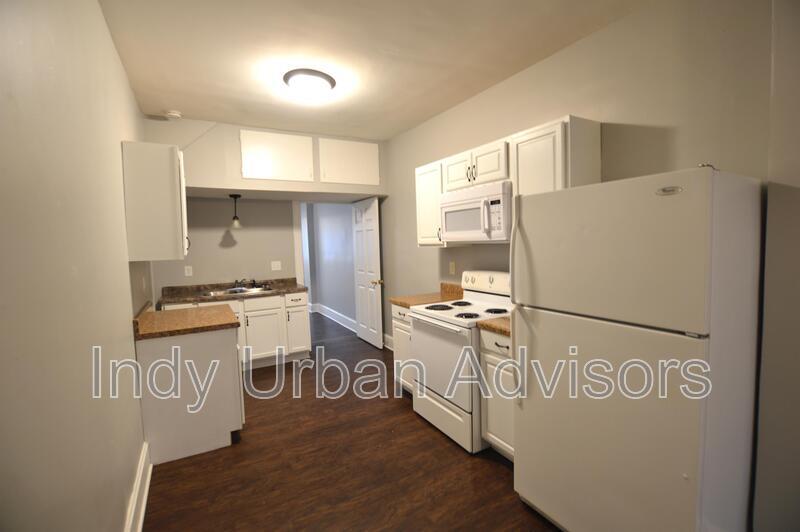 Primary Photo - 528 E Raymond St