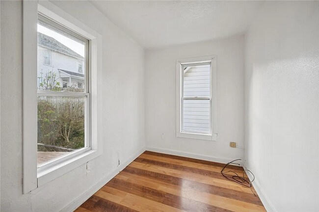Foto del edificio - Charming 2 Bed 1 Bath in Butler!