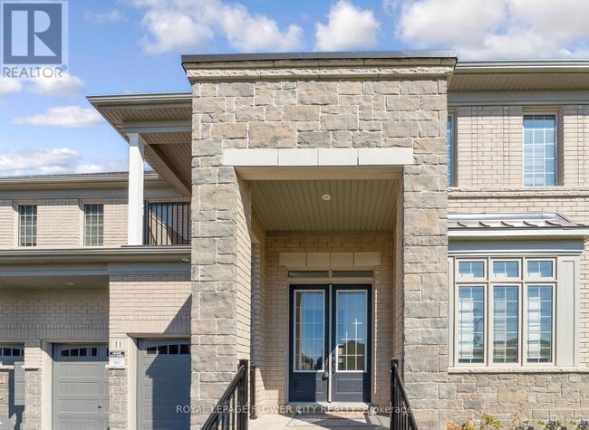 Building Photo - 11 Wintergreen Ln