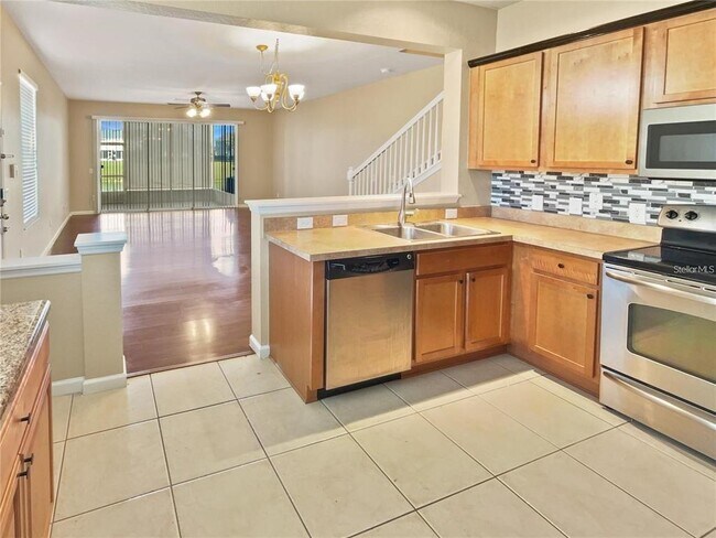 Building Photo - 4970 SW 45th St