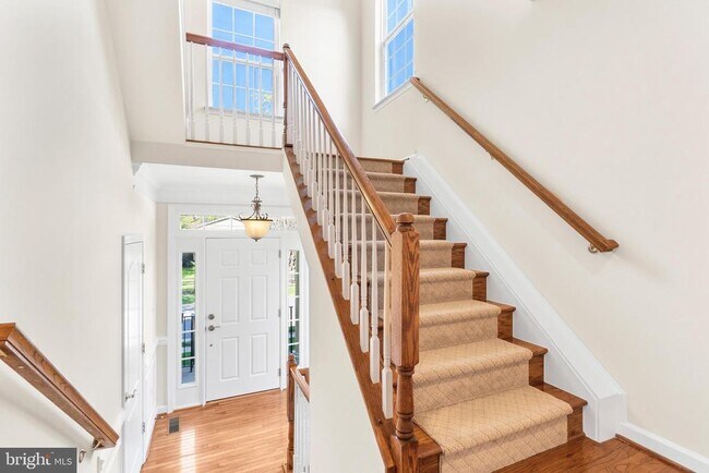 Foto del edificio - 4509 Rhett Ln