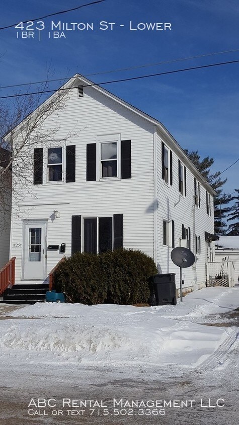 Primary Photo - Lower 1 bedroom Duplex!