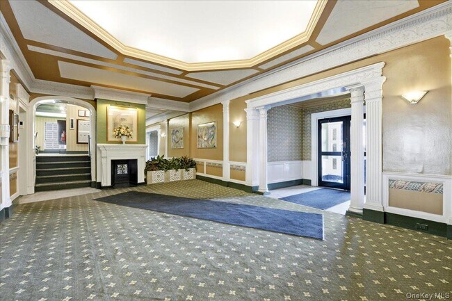 Foto del edificio - 114-20 Queens Blvd