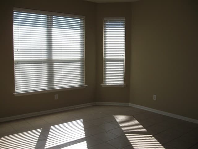 Building Photo - 1402 Chandler Cove