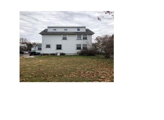 Building Photo - 1029 Kipling Rd