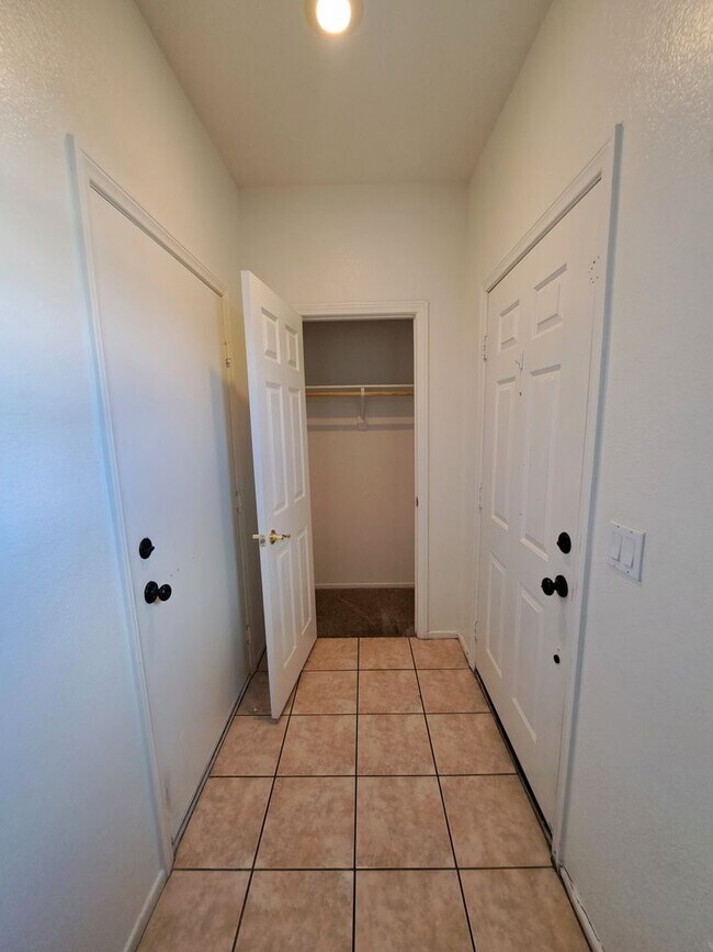 Building Photo - ?Charming 3 Bedroom in North Las Vegas?