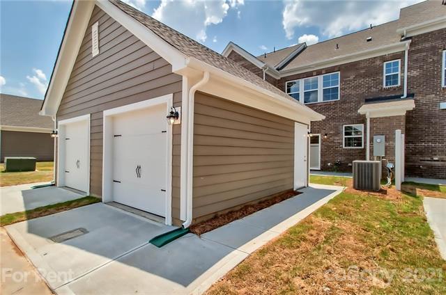 Building Photo - 11742 Red Rust Ln