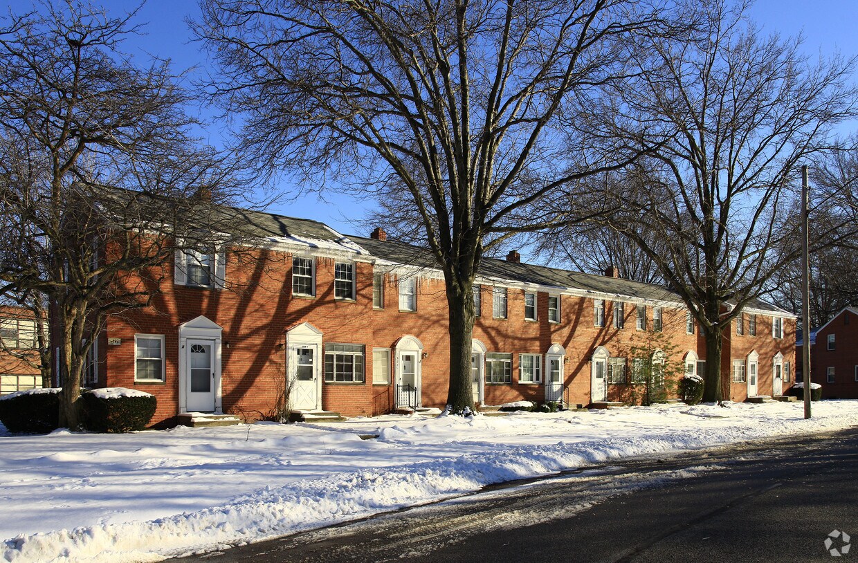 Foto del edificio - 522 Clearview Dr
