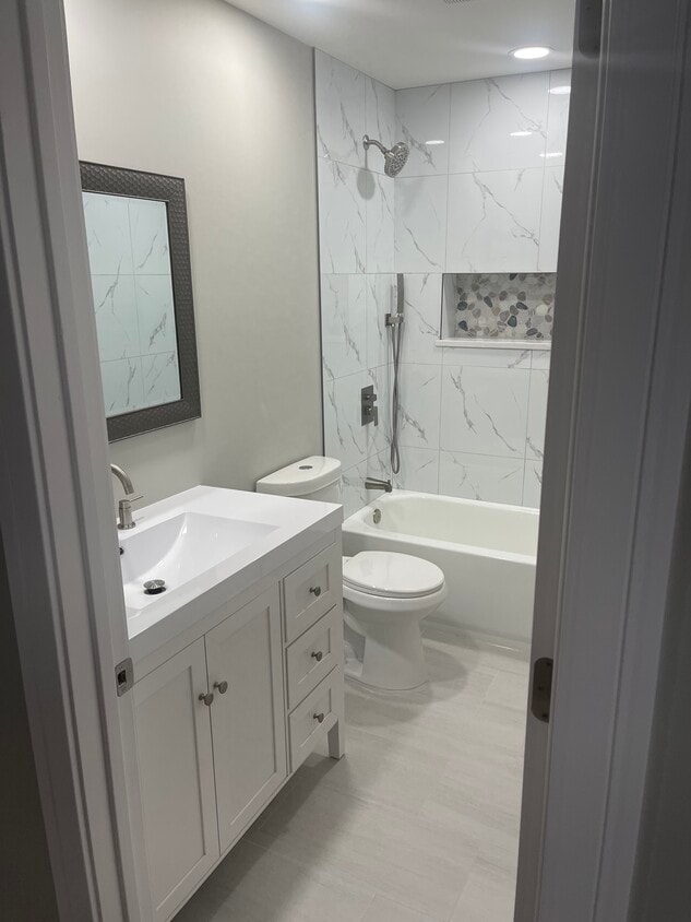 Foto principal - 942 Mesa Dr